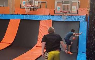 Muzeum techniki trampoliny 2022 (30)