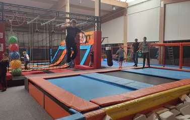 Muzeum techniki trampoliny 2022 (28)