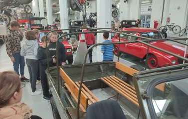 Muzeum techniki trampoliny 2022 (4)