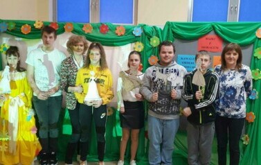 &bdquo;DWIE DOROTKI&rdquo;  PRZEDSTAWIENIE W FORMIE TEATRU CIENI 3