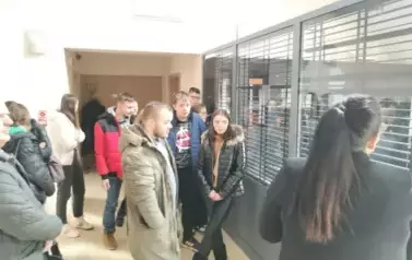 Wycieczka młodzieży do Banku Sp&oacute;łdzielczego w Choszcznie  6