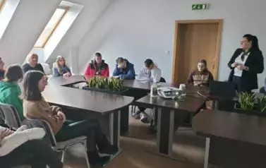 Wycieczka młodzieży do Banku Sp&oacute;łdzielczego w Choszcznie  7