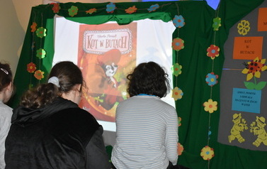 &bdquo;Kot w butach&rdquo; - Teatrzyk cieni 15