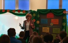 &bdquo;DWIE DOROTKI&rdquo;  PRZEDSTAWIENIE W FORMIE TEATRU CIENI 15