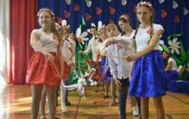 AKADEMIA Z OKAZJI UCHWALENIA  KONSTYTUCJI 3 MAJA. 23