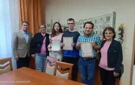 Wręczenie certyfikat&oacute;w i dyplom&oacute;w. 3